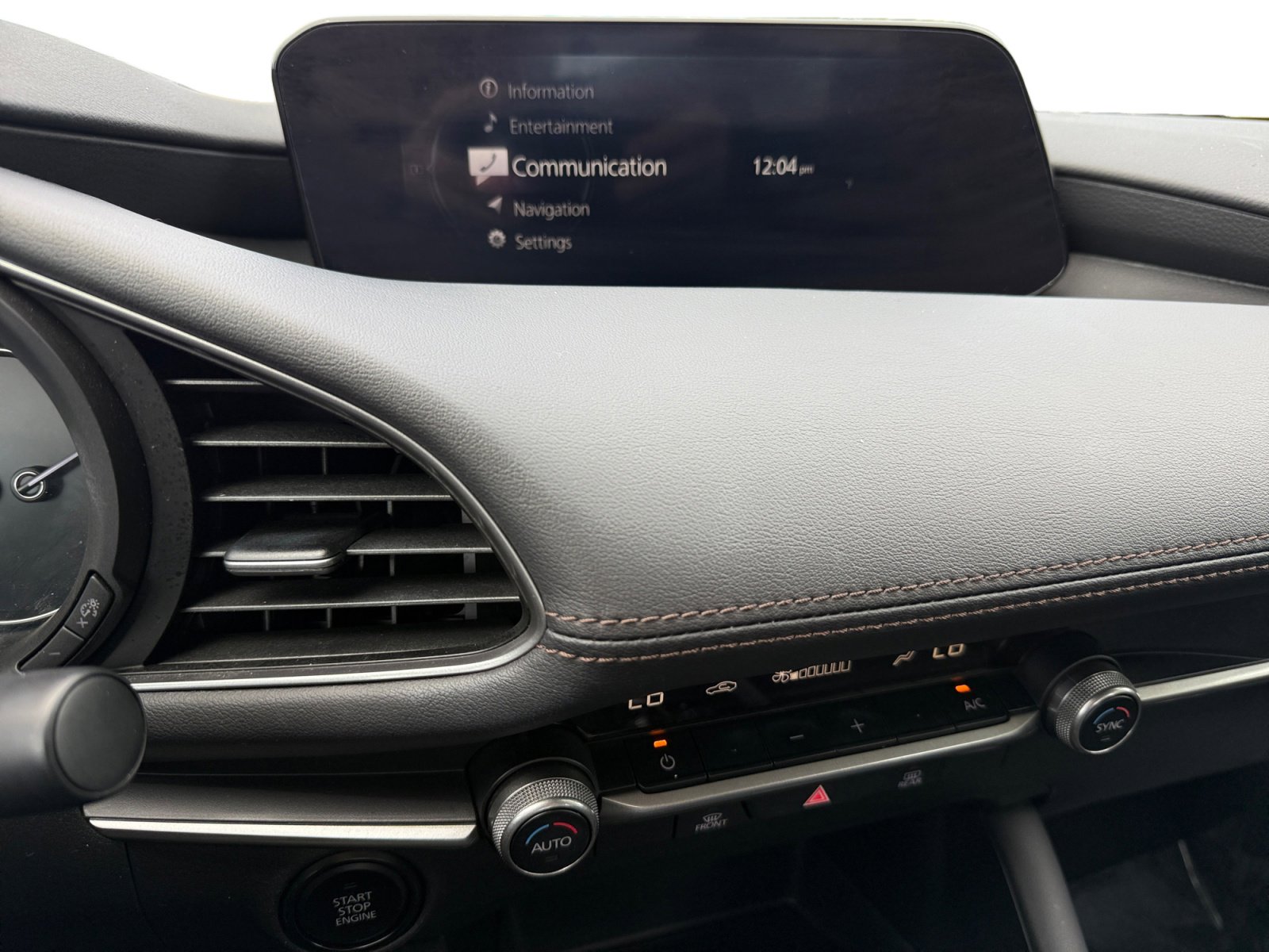 Used 2023 MAZDA MAZDA3 s FWD image 12