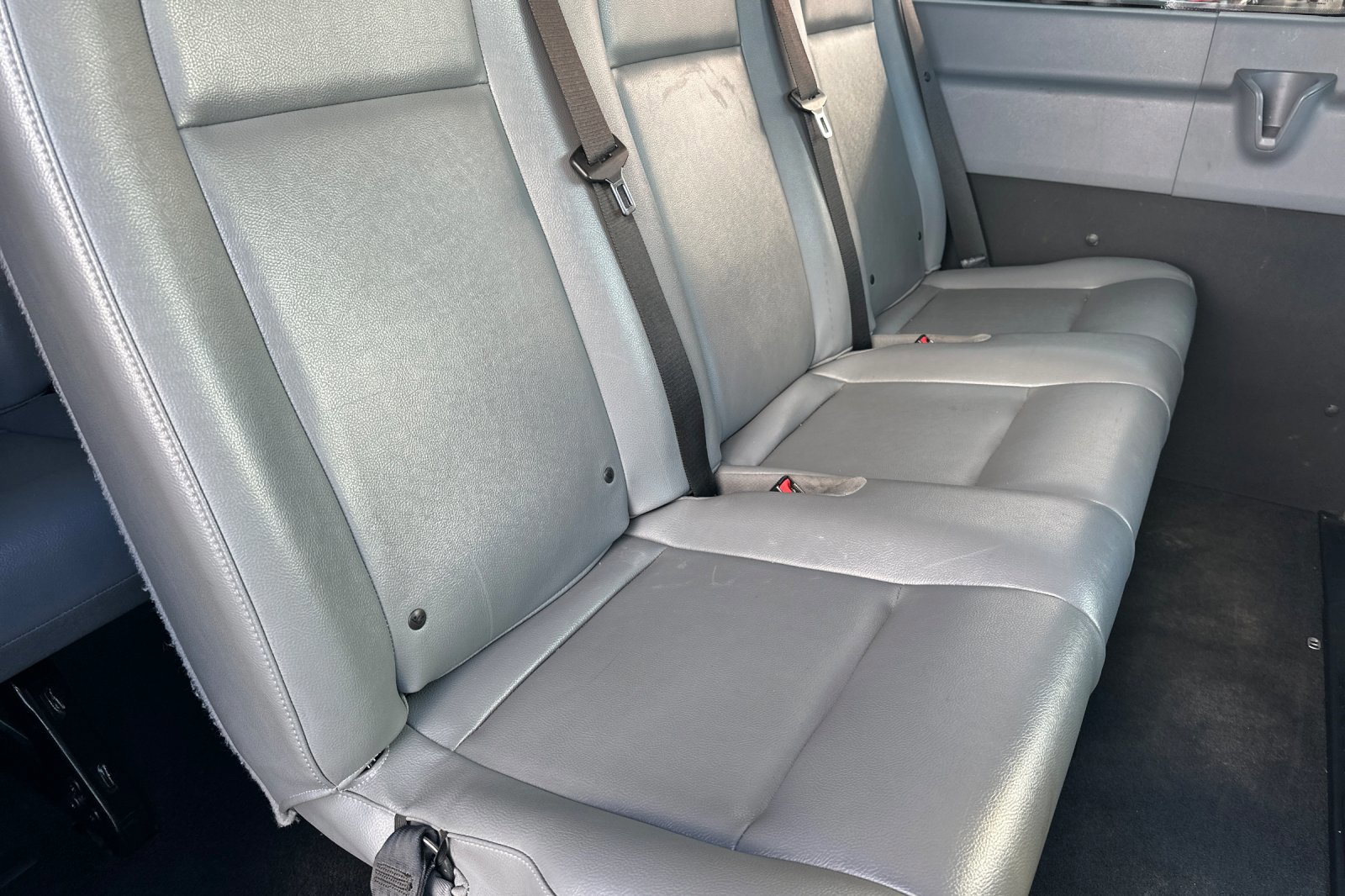 Used 2019 Ford Transit 150 XL image 12