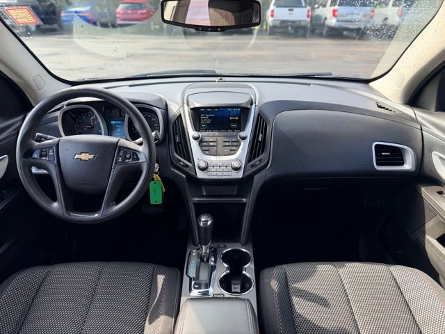 Used 2017 Chevrolet Equinox LS FWD image 19