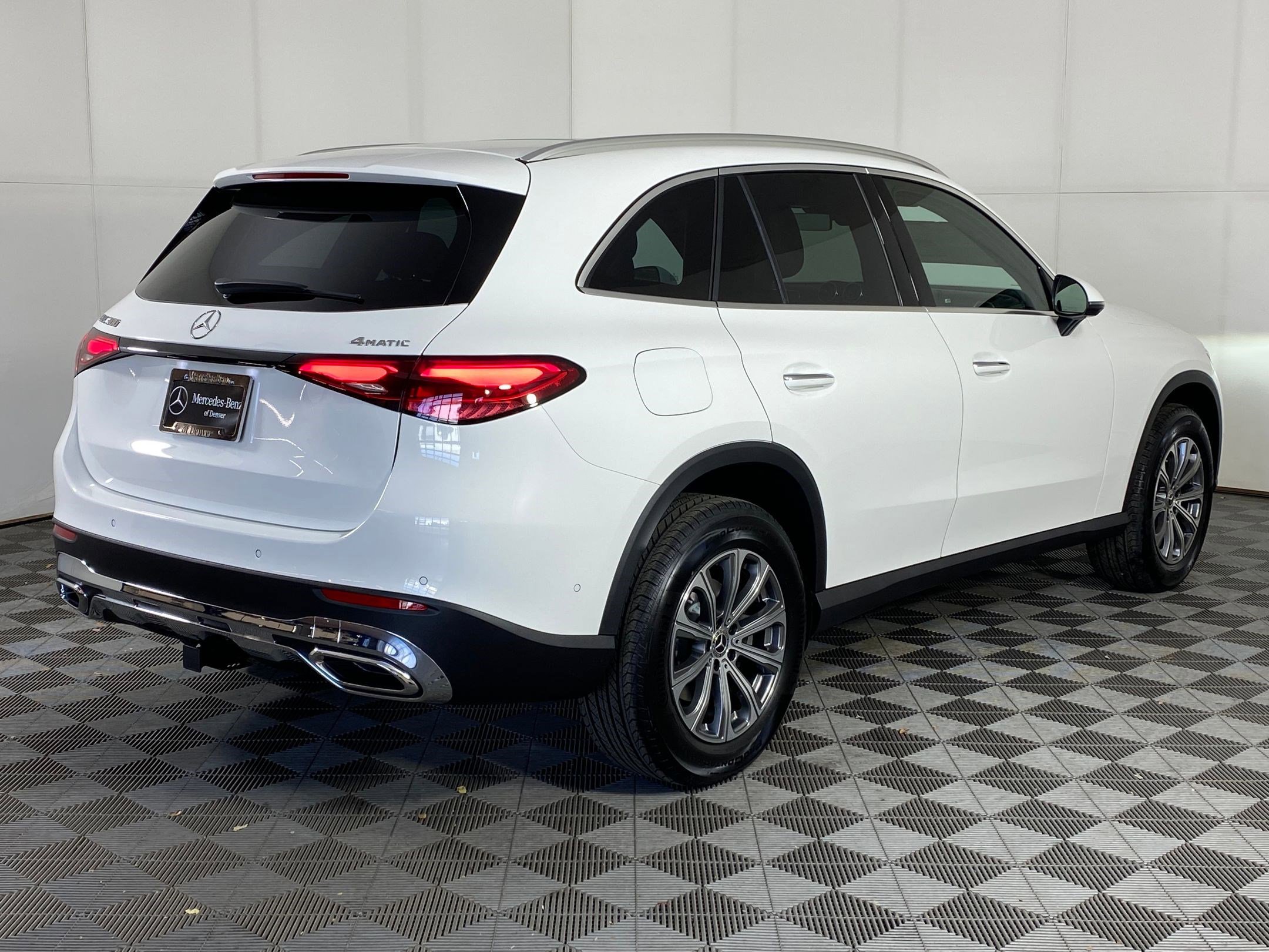 Used 2026 Mercedes-Benz GLC 300 4MATIC image 8