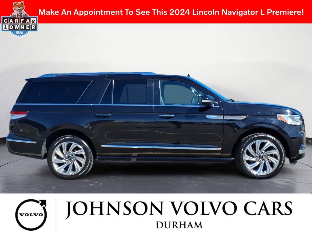 Used 2024 Lincoln Navigator L 4WD image 2