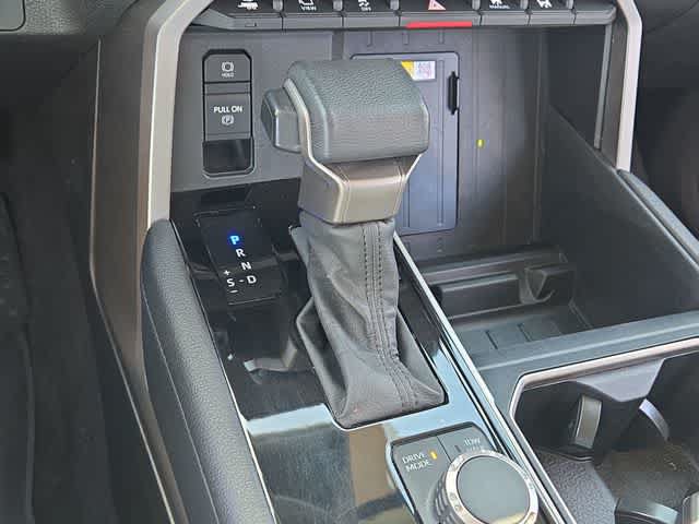 Used 2022 Toyota Tundra Limited RWD image 31