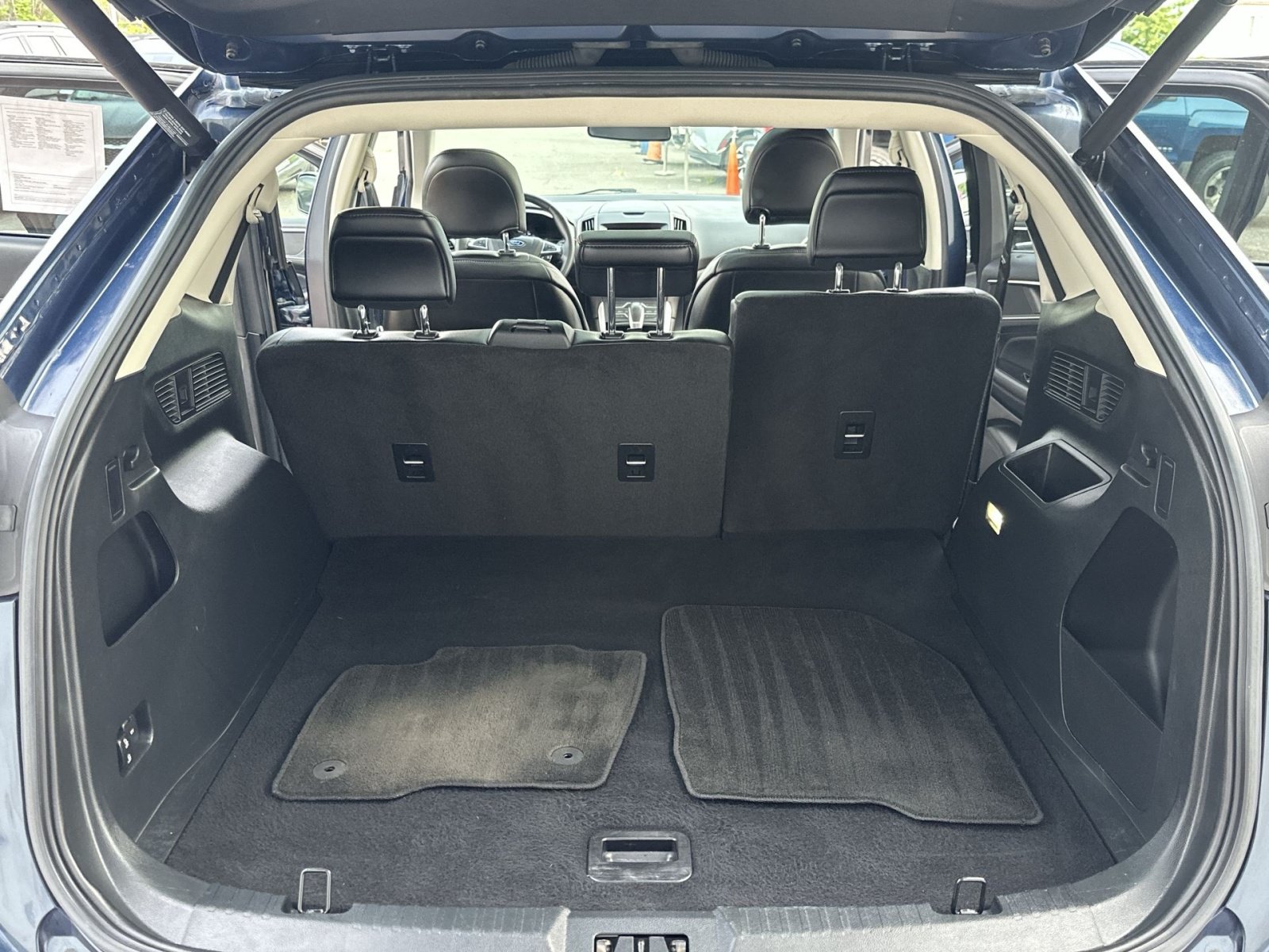 Used 2017 Ford Edge SEL w/ Equipment Group 201A AWD/4WD image 34