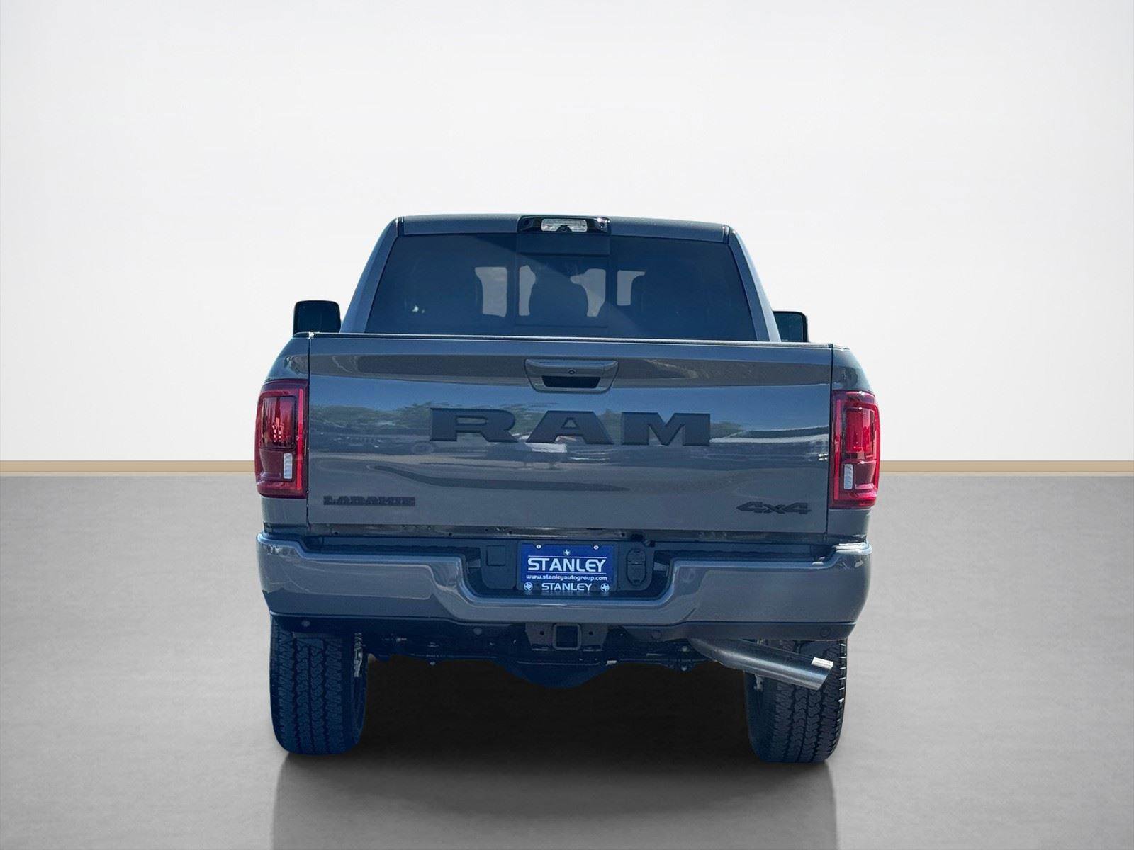 New 2026 RAM 2500 Laramie w/ Night Edition AWD/4WD image 6