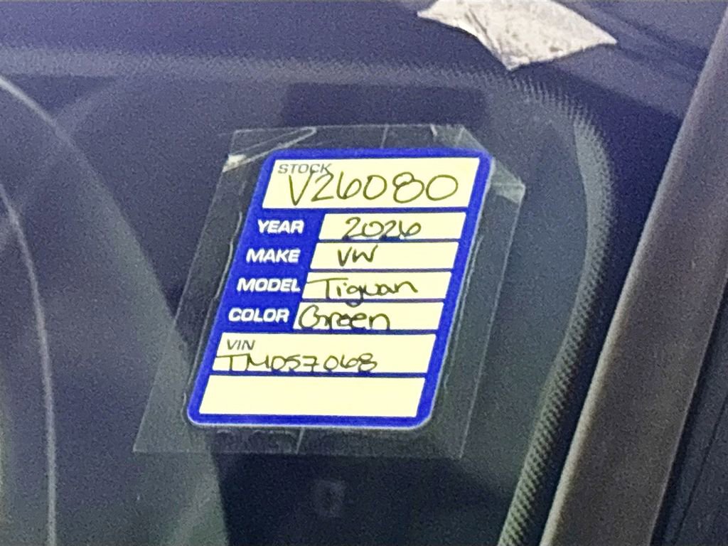 New 2026 Volkswagen Tiguan SE R-Line image 25