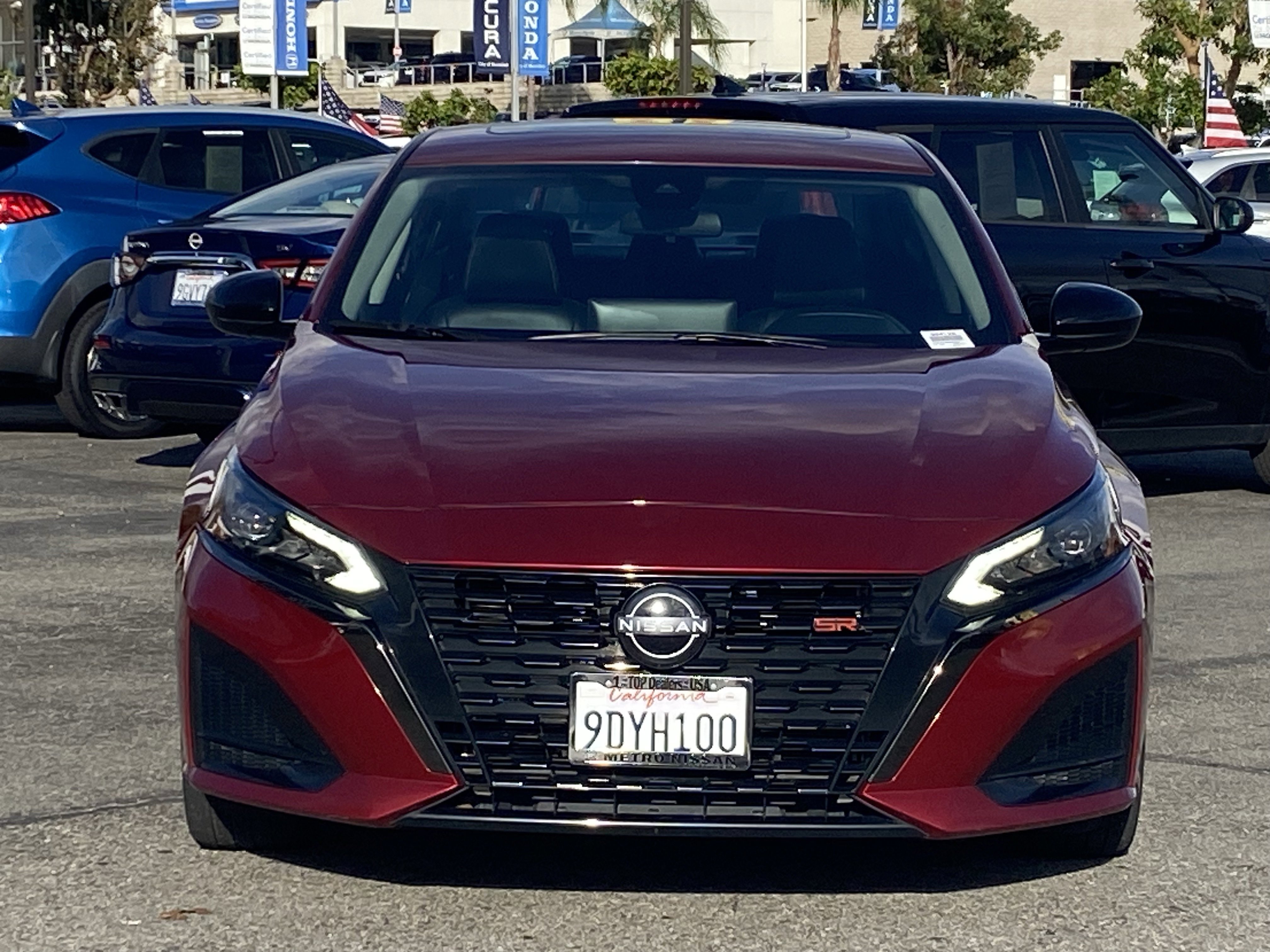 Used 2023 Nissan Altima 2.5 SR w/ SR Premium Package image 8