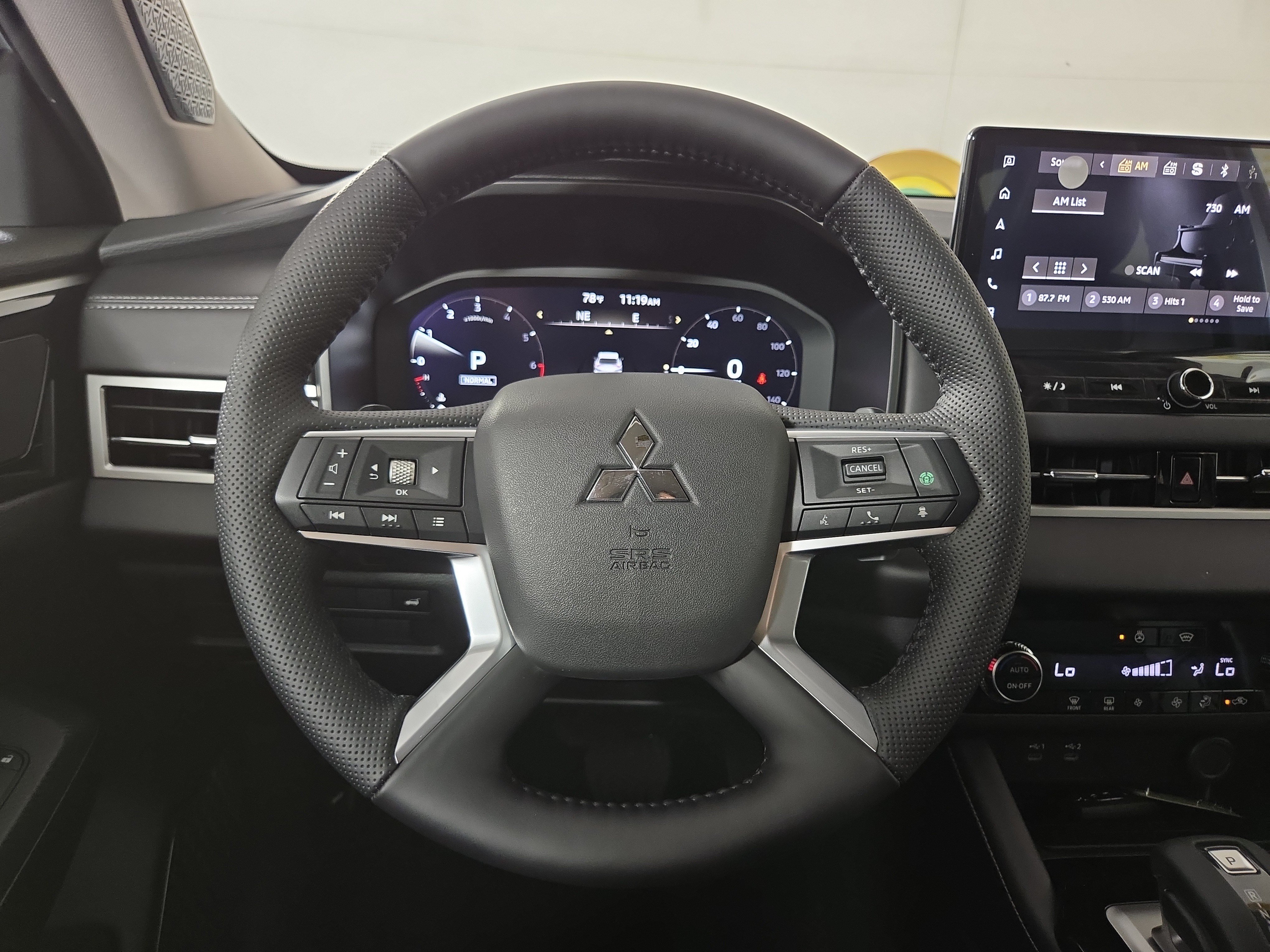 New 2026 Mitsubishi Outlander SE AWD/4WD image 14