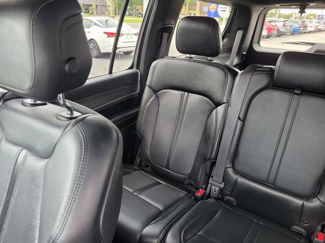 Used 2024 Jeep Wagoneer Series II w/ Flexible Seating Group RWD image 17