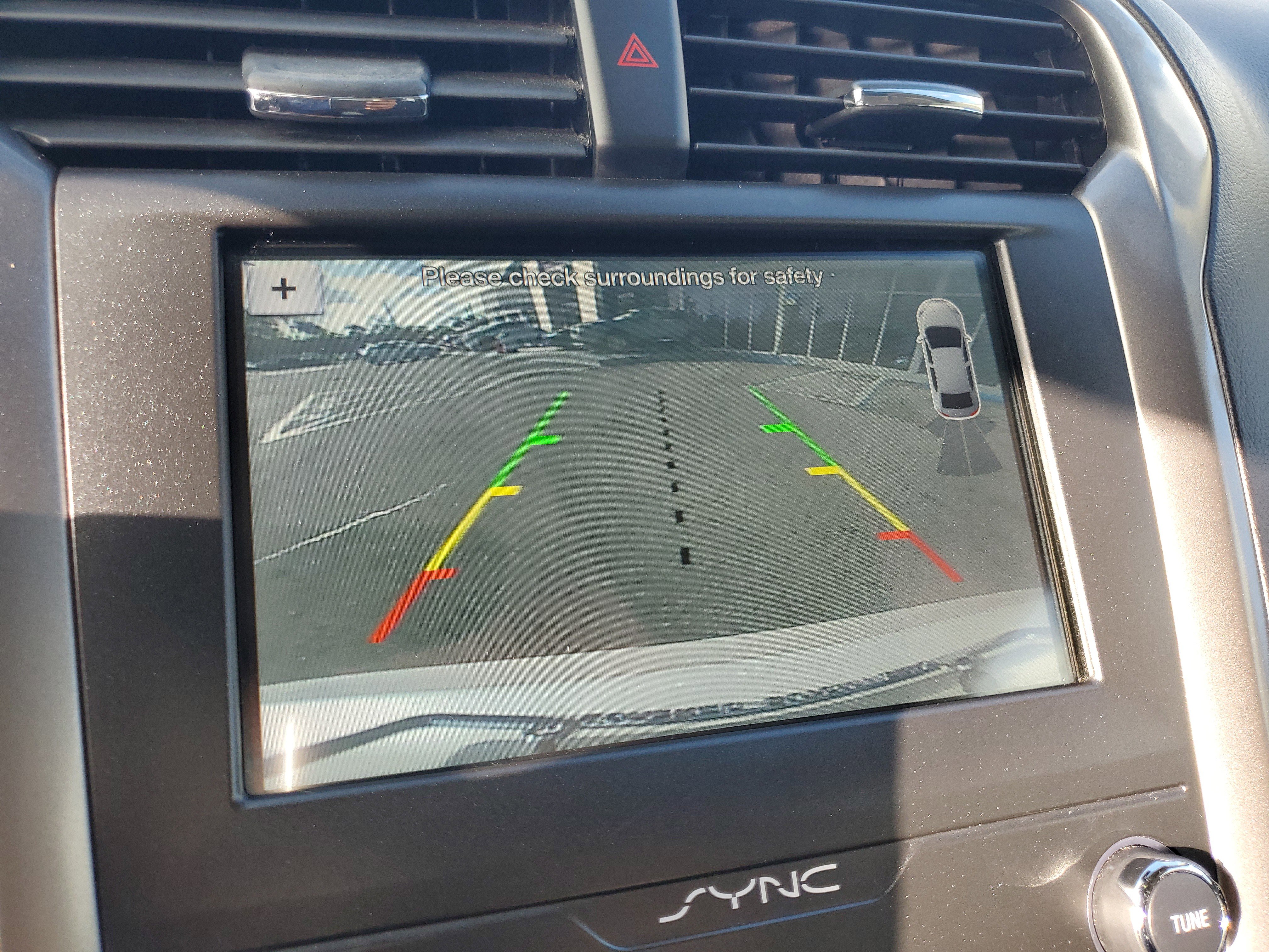 Used 2019 Ford Fusion SE image 11