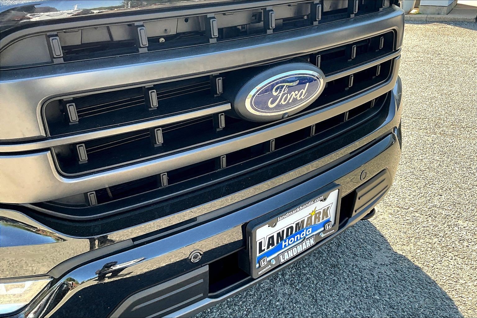 Used 2023 Ford F150 Lariat w/ Equipment Group 502A High image 31
