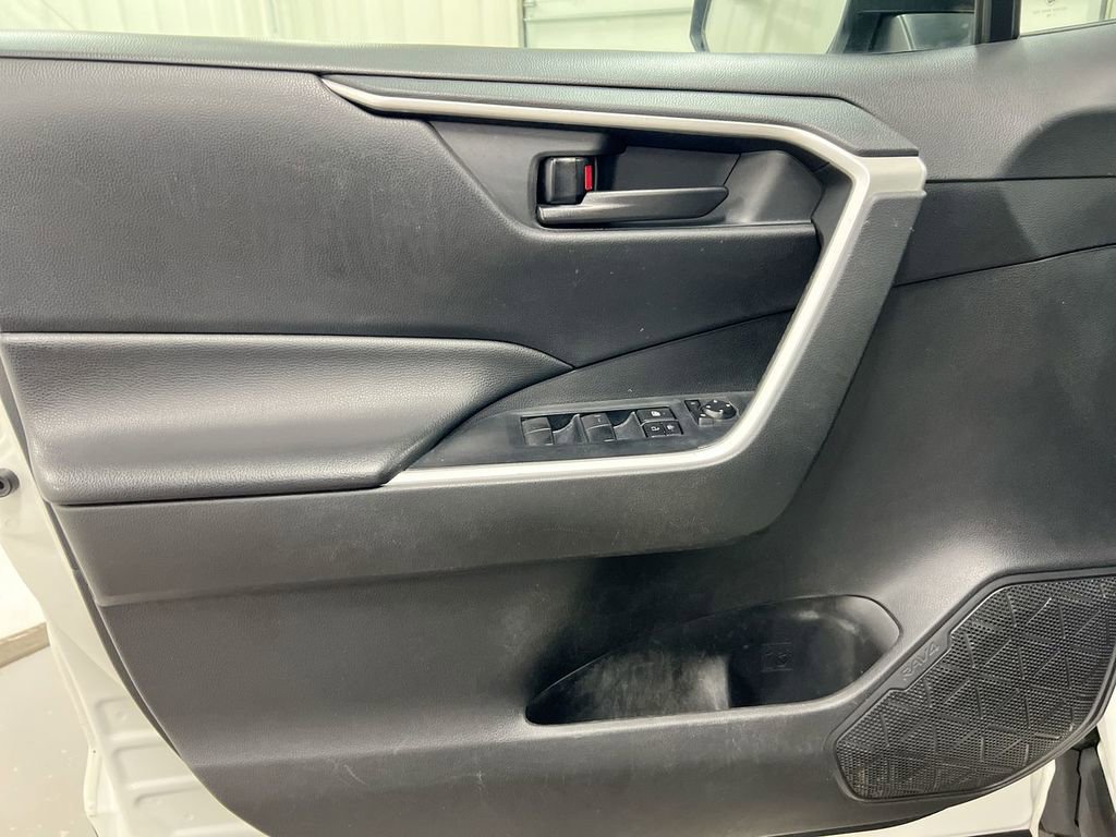Used 2020 Toyota RAV4 LE w/ All Weather Liner Package image 20