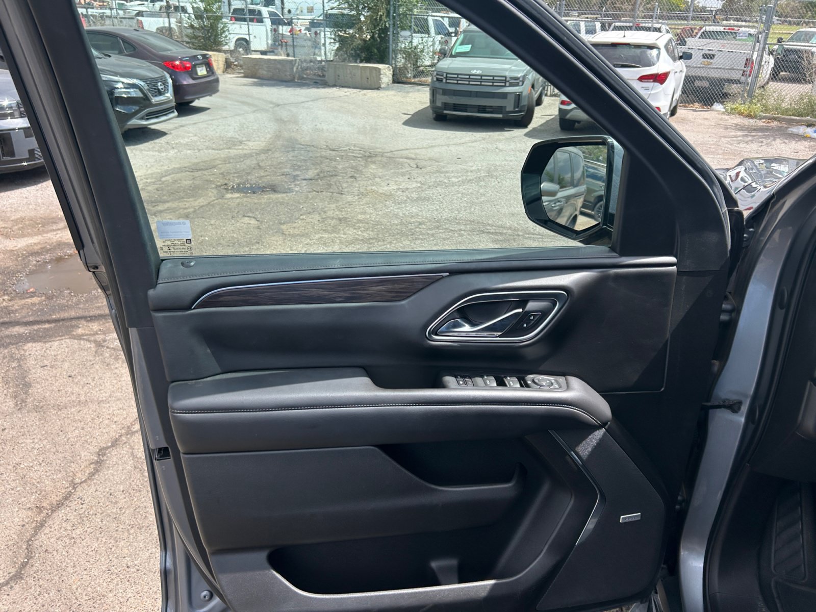 Used 2021 Chevrolet Tahoe LT AWD/4WD image 15