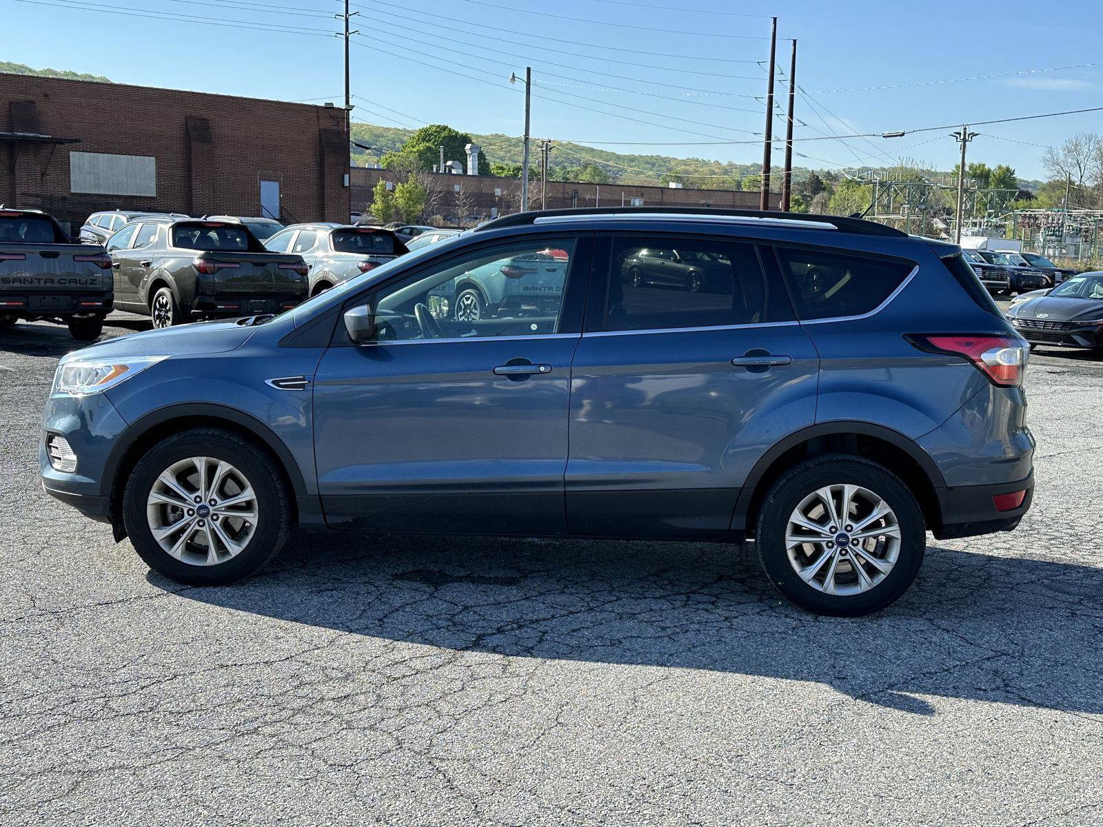Used 2018 Ford Escape SEL AWD/4WD image 5
