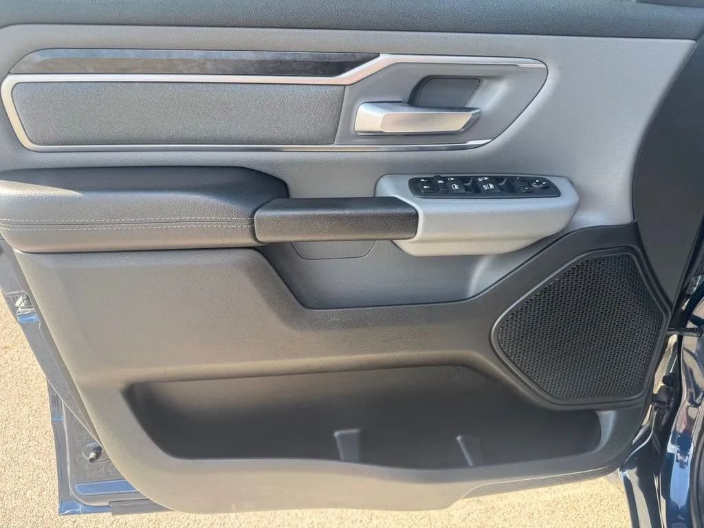 Used 2019 RAM 1500 Big Horn AWD/4WD image 12