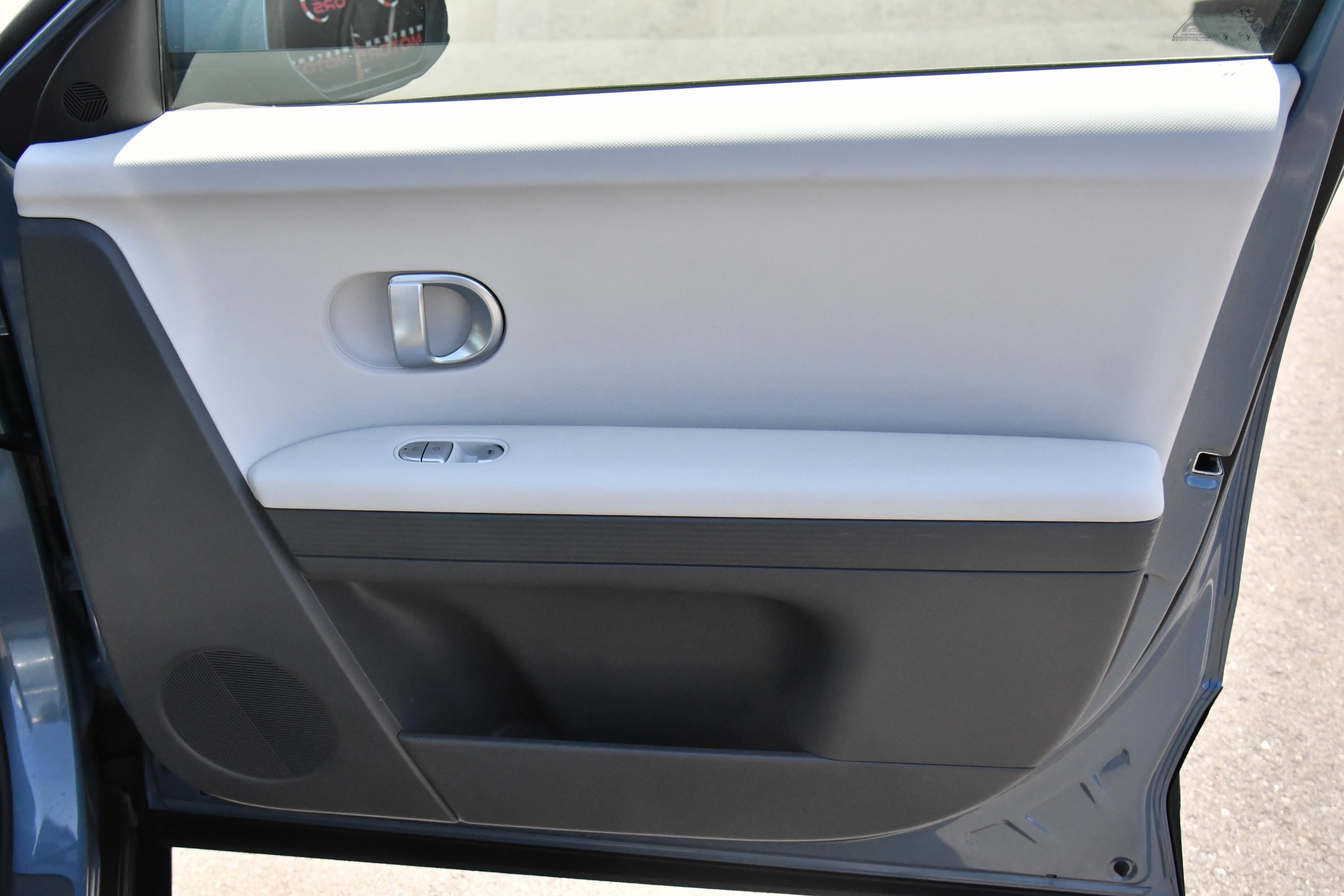Used 2024 Hyundai Ioniq 5 SEL RWD image 47
