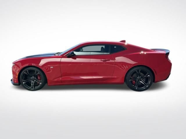 Used 2018 Chevrolet Camaro SS RWD image 11