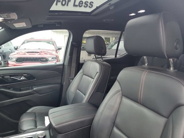 Used 2023 Chevrolet Traverse RS AWD/4WD image 8