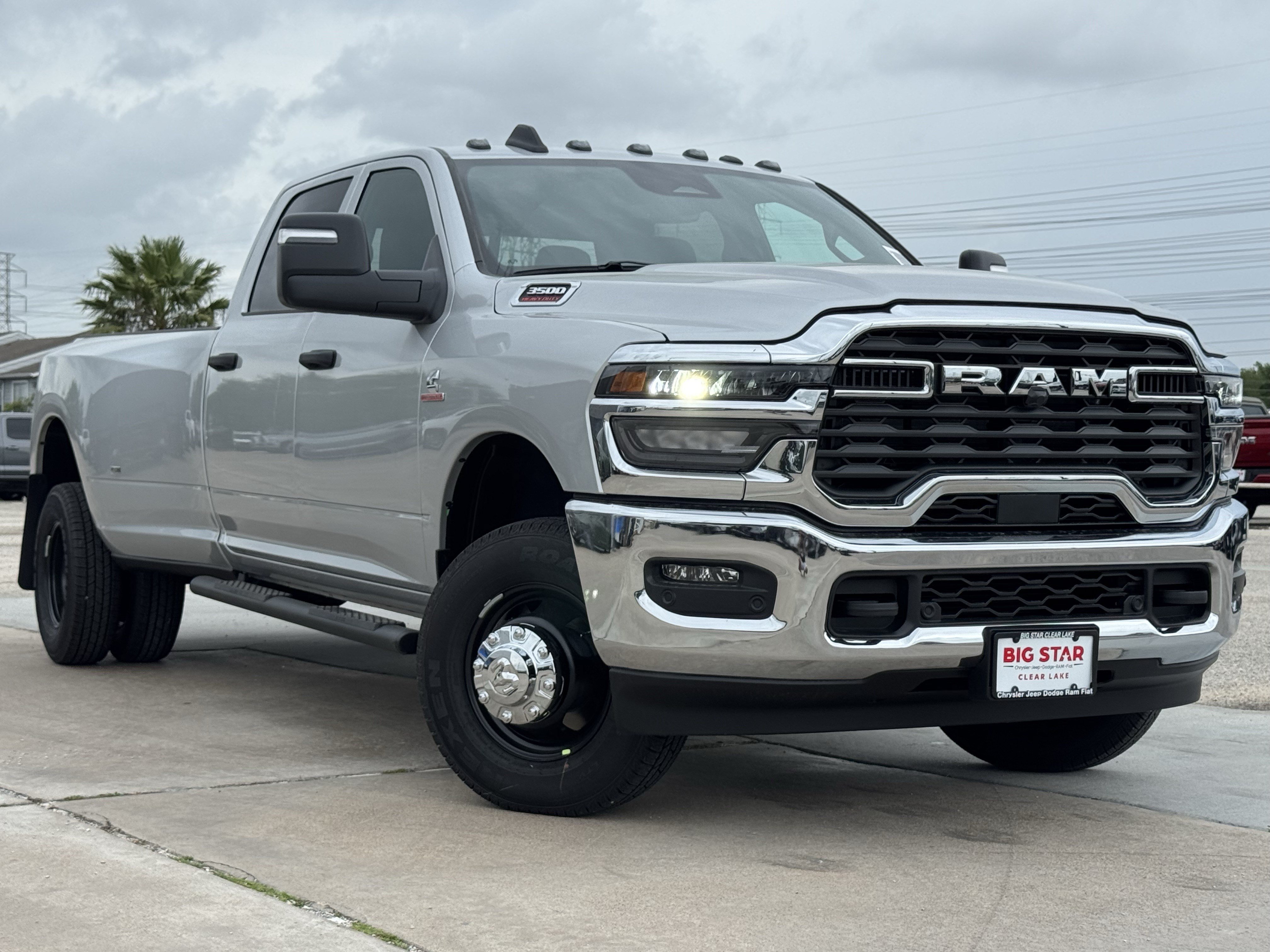 New 2026 RAM 3500 Tradesman AWD/4WD image 2