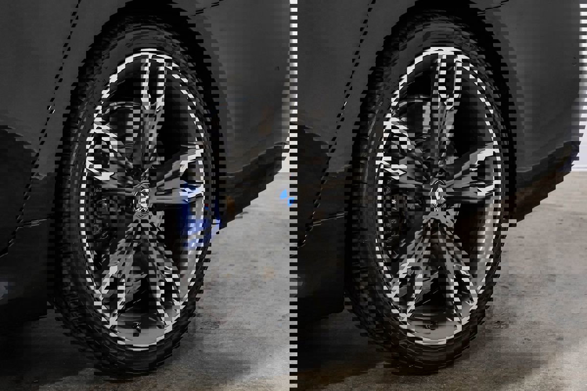 Used 2018 BMW M550i xDrive image 56