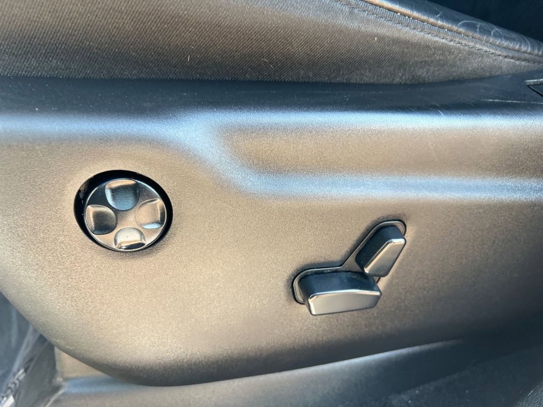 Used 2018 Dodge Durango GT image 11