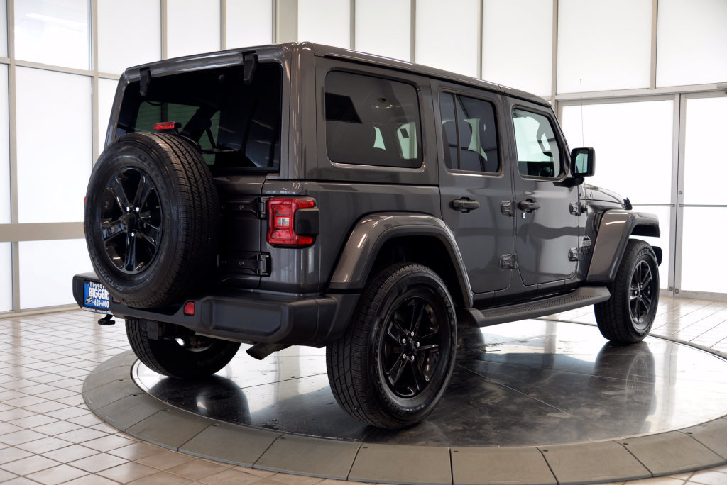 Used 2019 Jeep Wrangler Unlimited Sahara AWD/4WD image 8