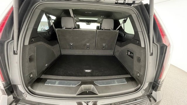 Used 2022 Cadillac Escalade ESV Premium Luxury image 46