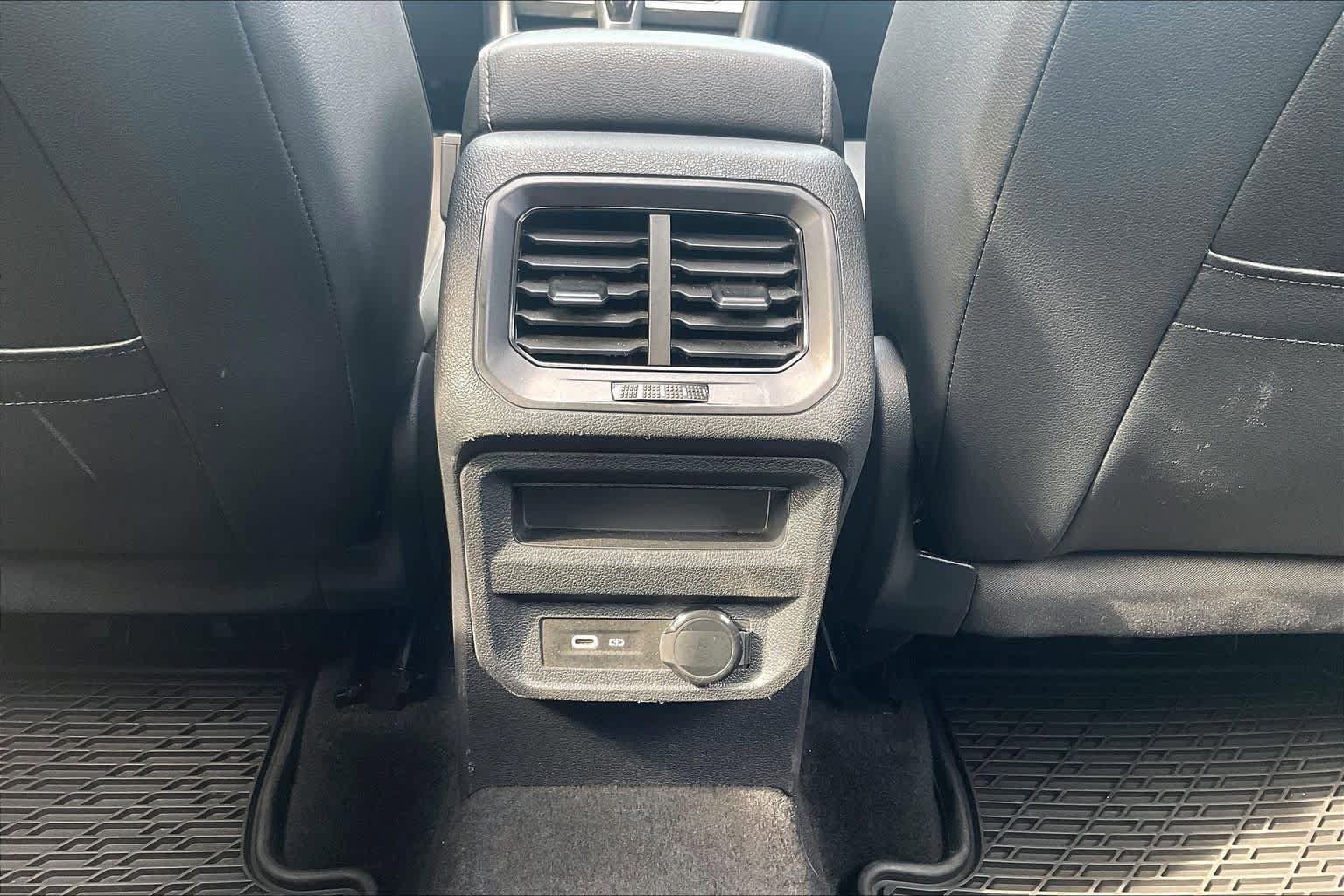 Used 2022 Volkswagen Tiguan SE R-Line AWD/4WD image 36