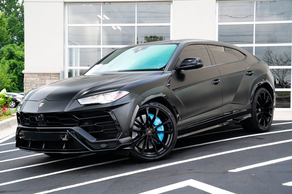 Used 2021 Lamborghini Urus AWD/4WD image 2
