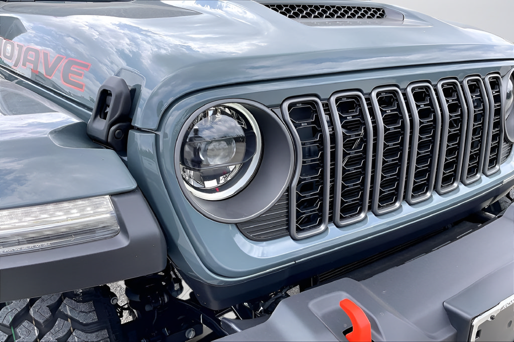 New 2026 Jeep Gladiator Mojave AWD/4WD image 21