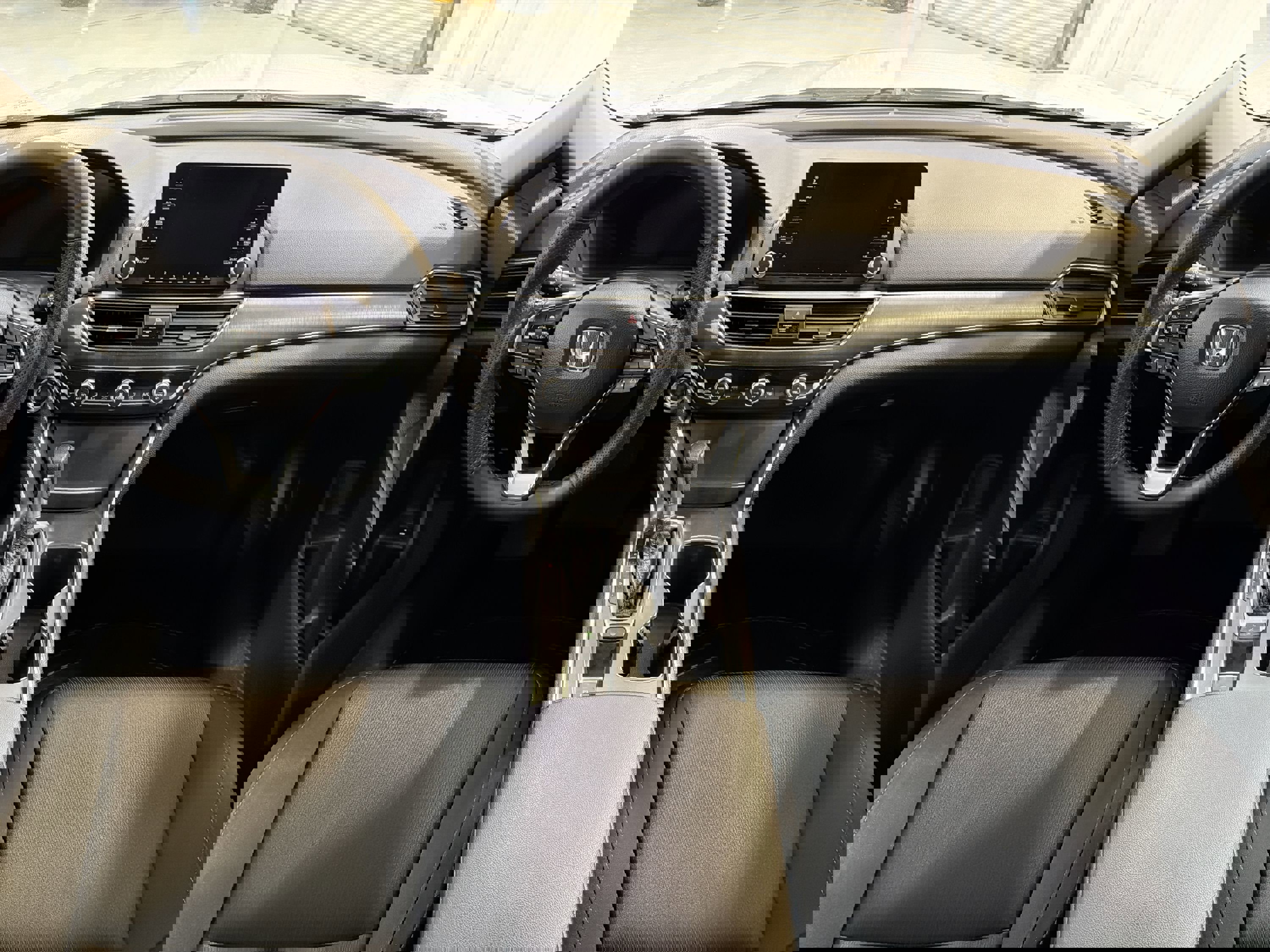 Used 2020 Honda Accord LX image 23