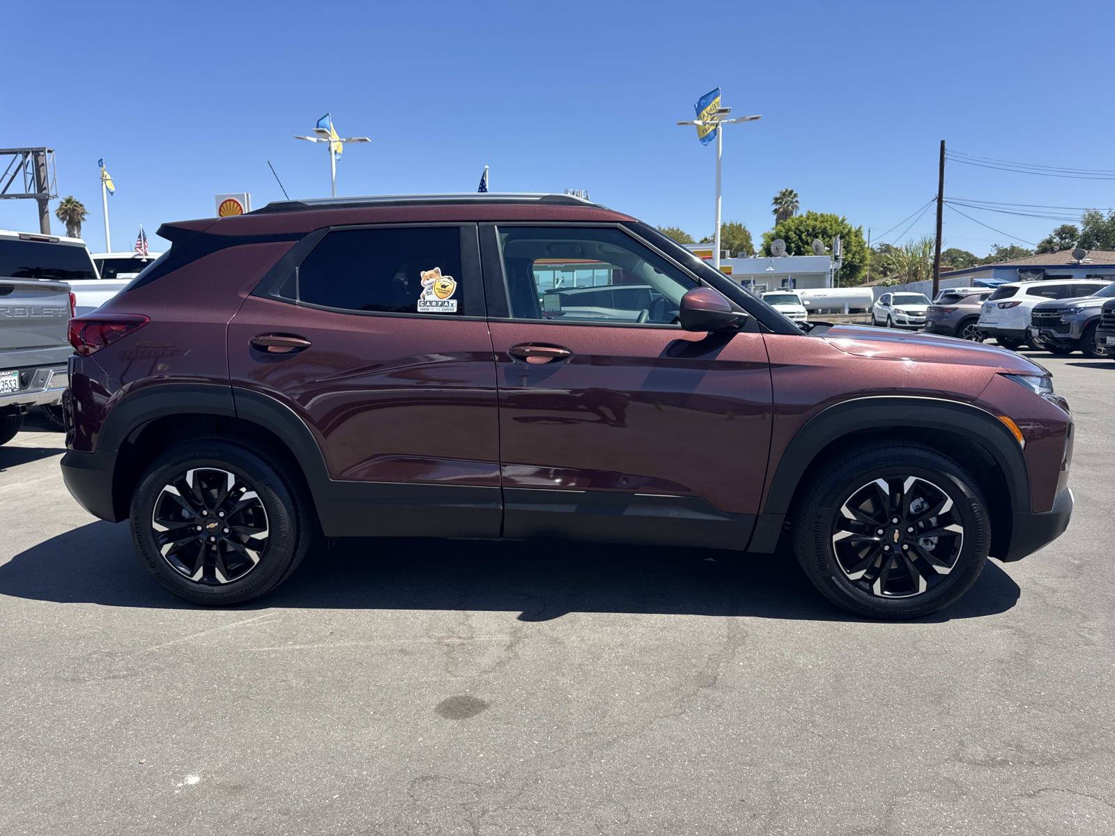 Used 2023 Chevrolet TrailBlazer LT w/ Convenience Package FWD image 4