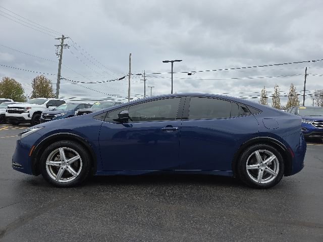 Used 2024 Toyota Prius Prime FWD image 4