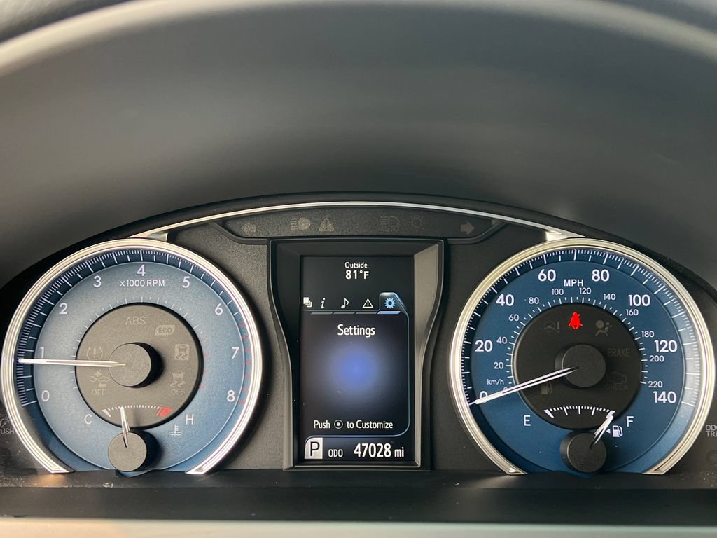 Used 2017 Toyota Camry XLE FWD image 15