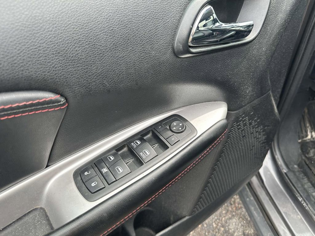 Used 2014 Dodge Journey R/T image 18