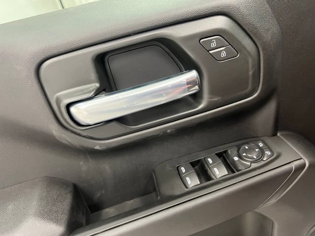 New 2026 Chevrolet Silverado 1500 Custom w/ Turbomax Blackout Package AWD/4WD image 15
