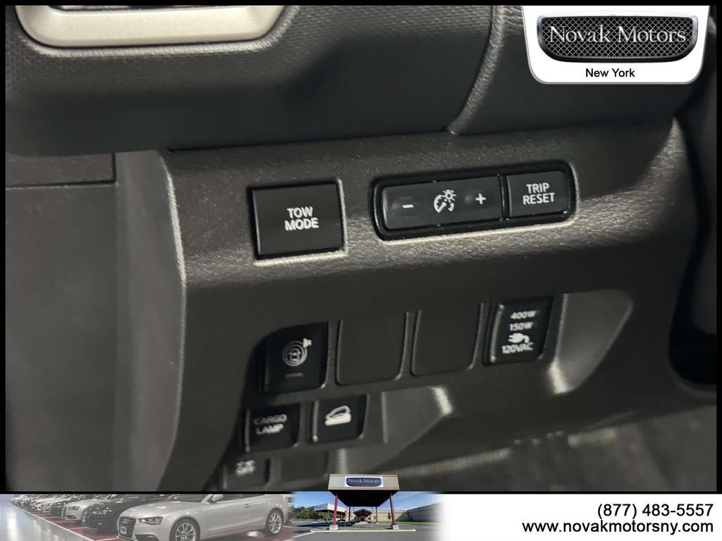 Used 2023 Nissan Frontier SV w/ SV Premium Package AWD/4WD image 14