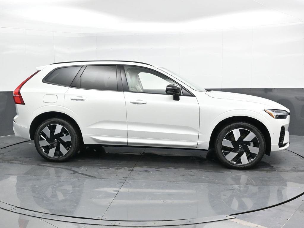 New 2025 Volvo XC60 T8 Plus w/ Protection Package Premier image 3