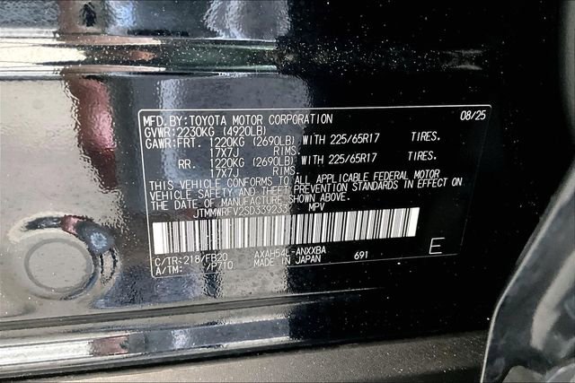 Used 2025 Toyota RAV4 LE AWD/4WD image 16