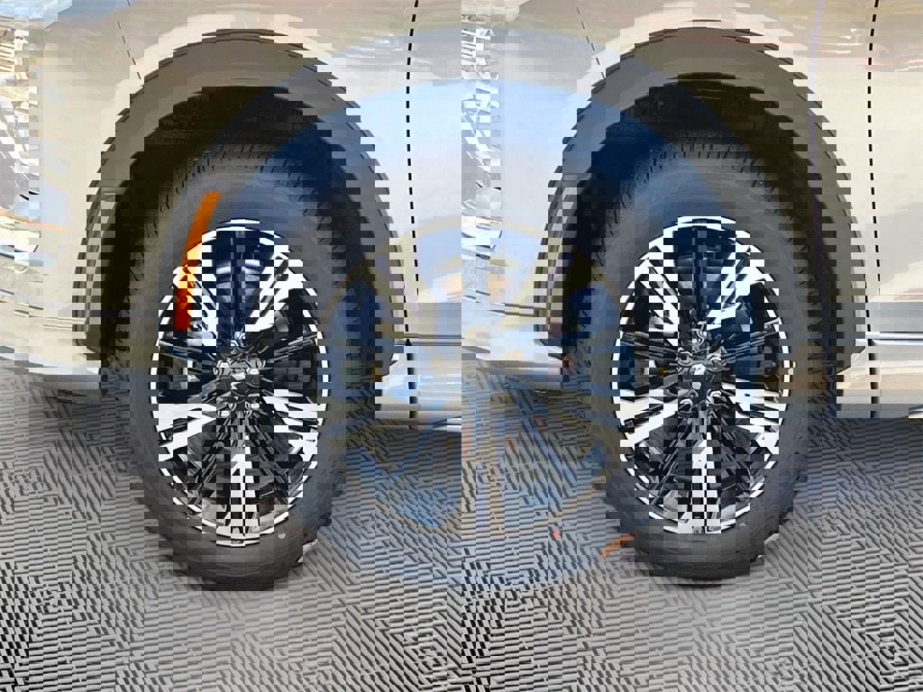 New 2025 Mitsubishi Eclipse Cross SEL image 28