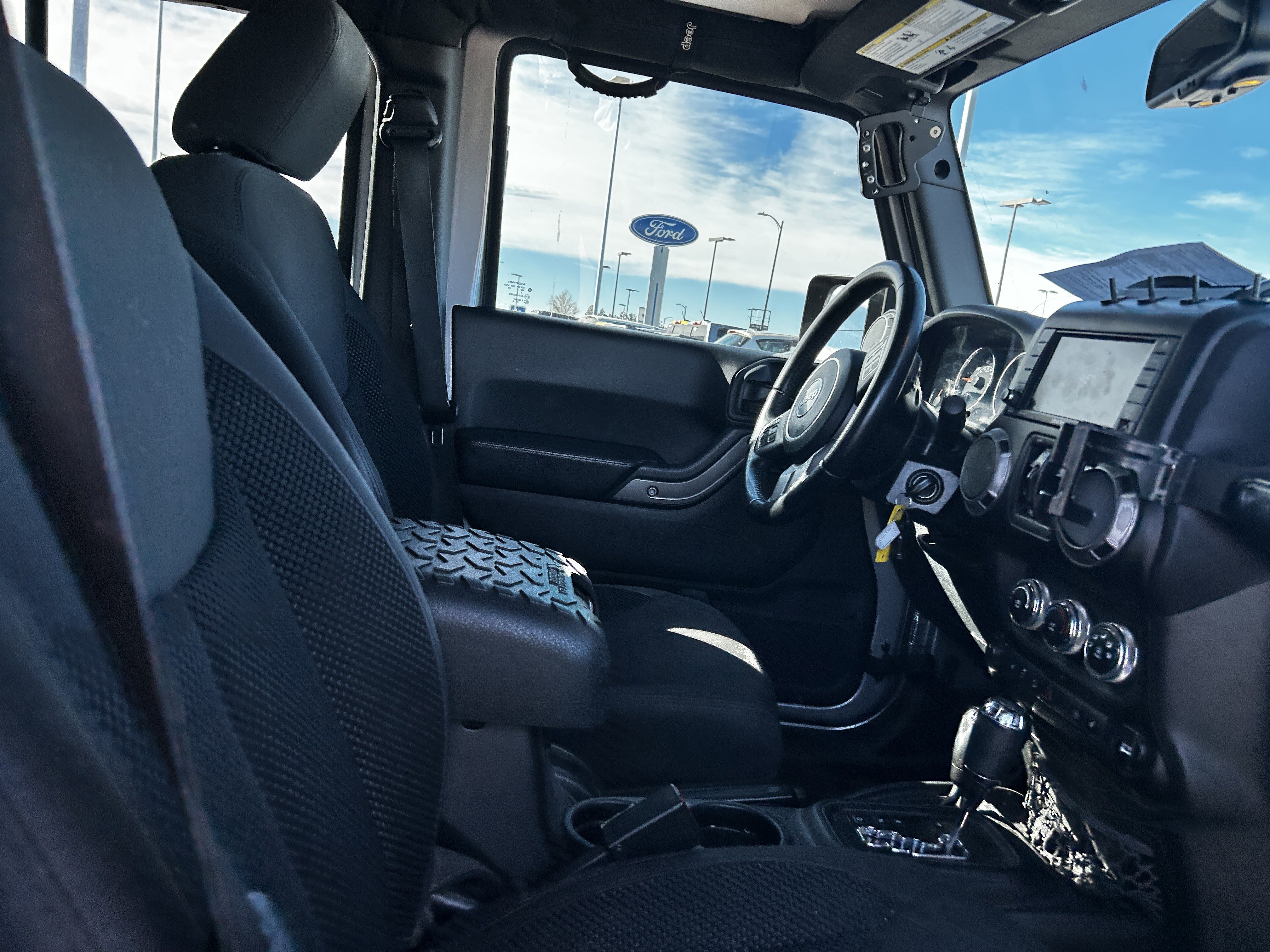 Used 2017 Jeep Wrangler Unlimited Sport image 11