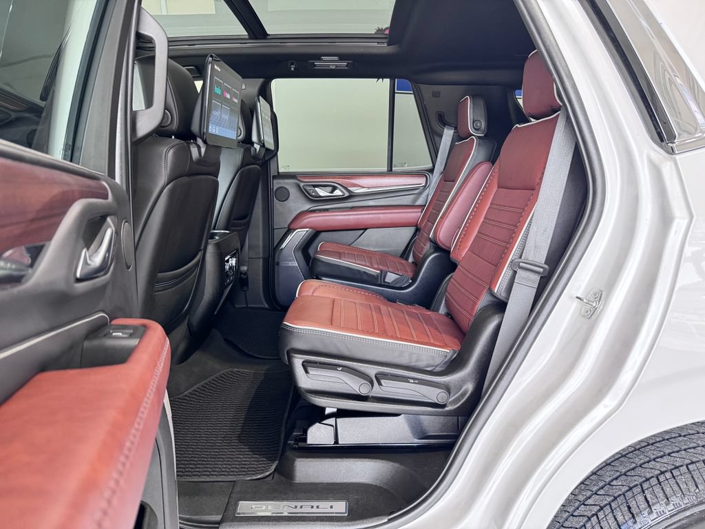 Certified 2023 GMC Yukon Denali Ultimate AWD/4WD image 13