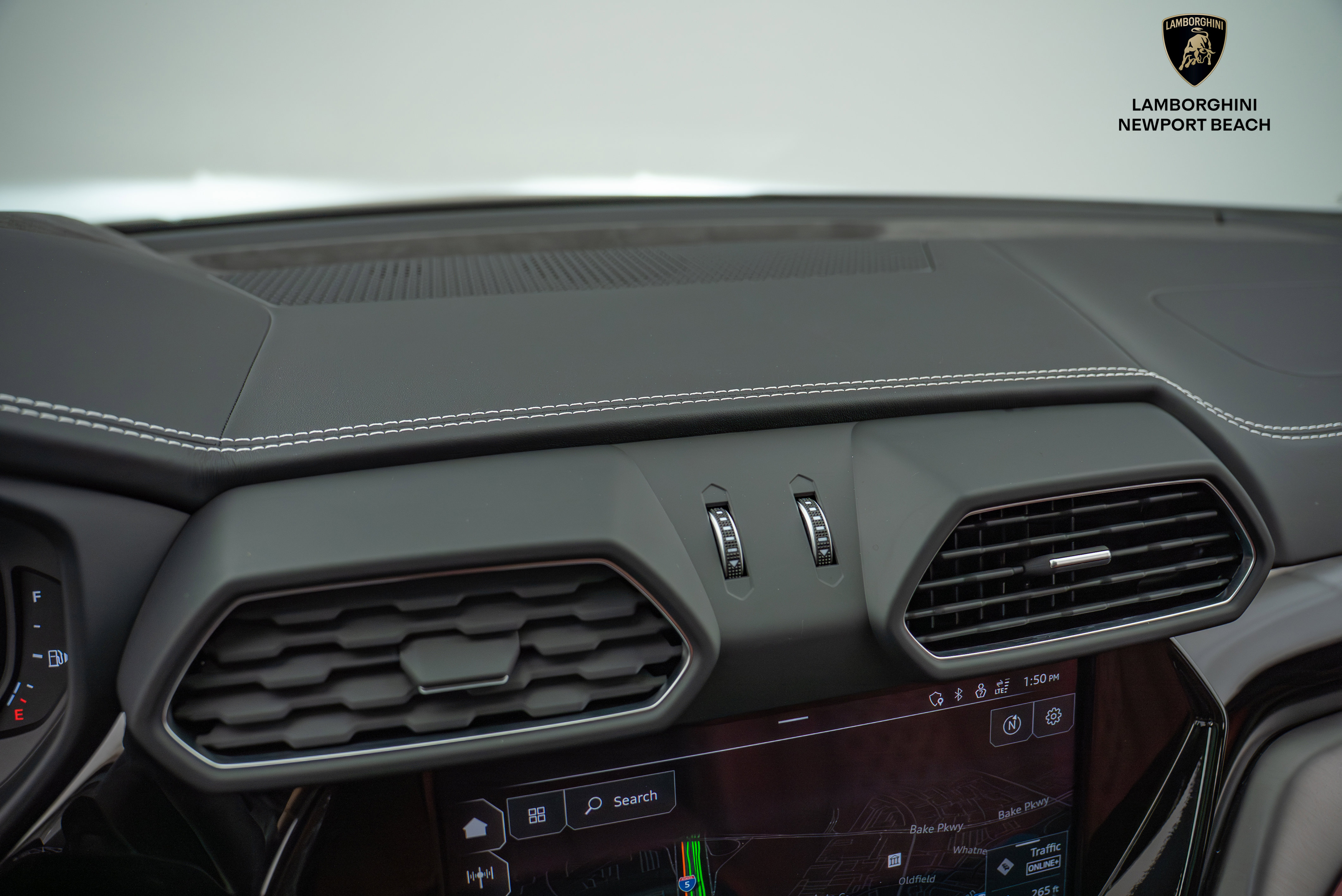 Used 2024 Lamborghini Urus S image 31