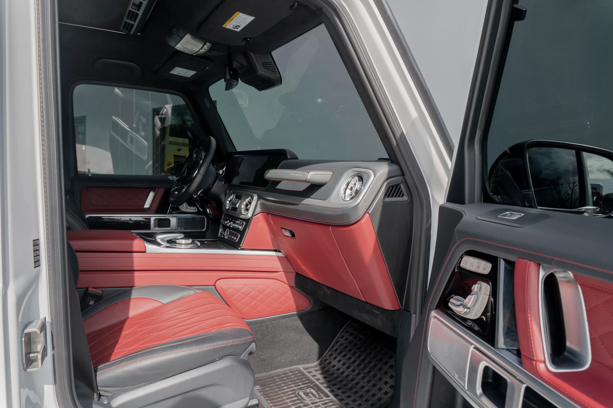 Used 2024 Mercedes-Benz G 63 AMG 4MATIC image 56