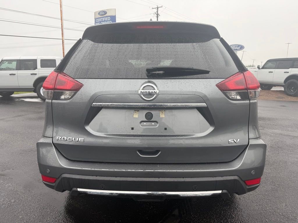 Used 2020 Nissan Rogue SV w/ Premium Package FWD image 4