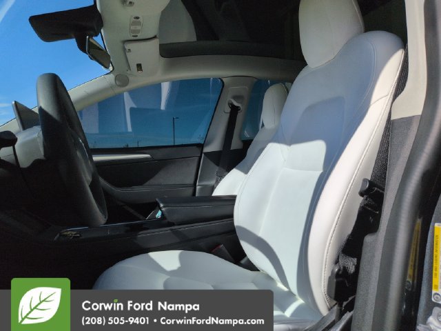 Used 2022 Tesla Model Y Long Range AWD/4WD image 21
