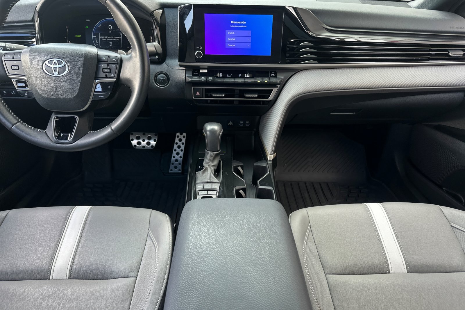 Certified 2025 Toyota Camry SE FWD image 13