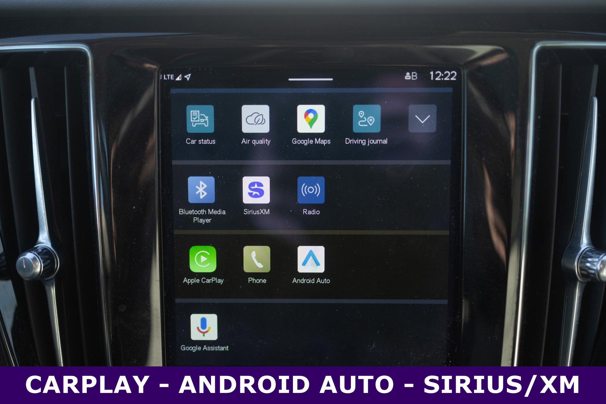 Used 2024 Volvo V60 B5 Cross Country Plus w/ Protection Package Premier image 7