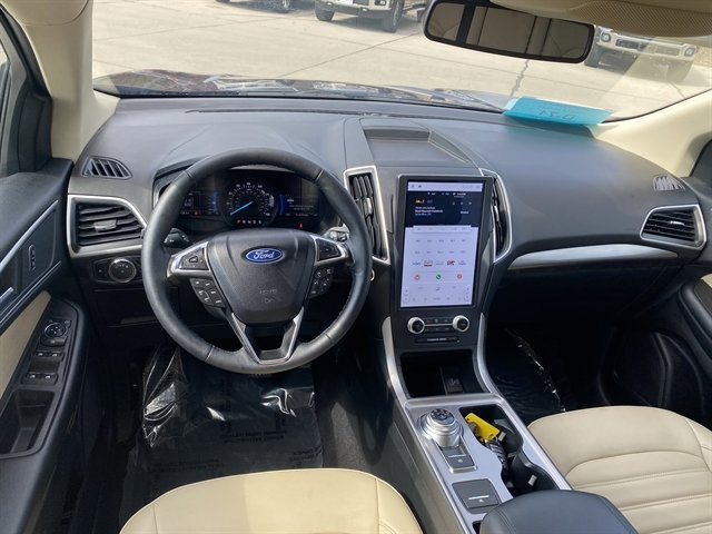 Used 2024 Ford Edge SEL w/ Convenience Package image 19