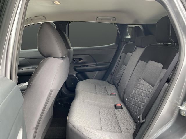 Certified 2025 Nissan Kicks SV image 25