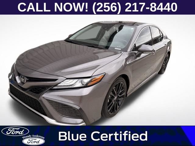 Used 2022 Toyota Camry XSE image 1